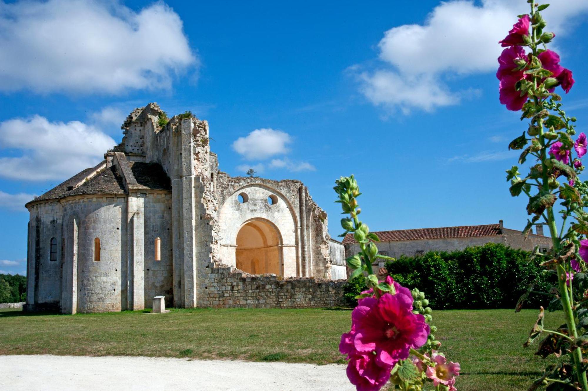 Les Jardins Du Lac Trizay エクステリア 写真